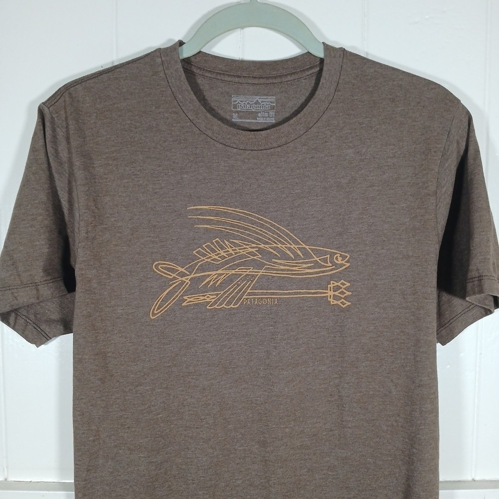 Patagonia Shirt Flying Trout Fish Graphic Tee Men's Medium Slim Brown Cotton SS